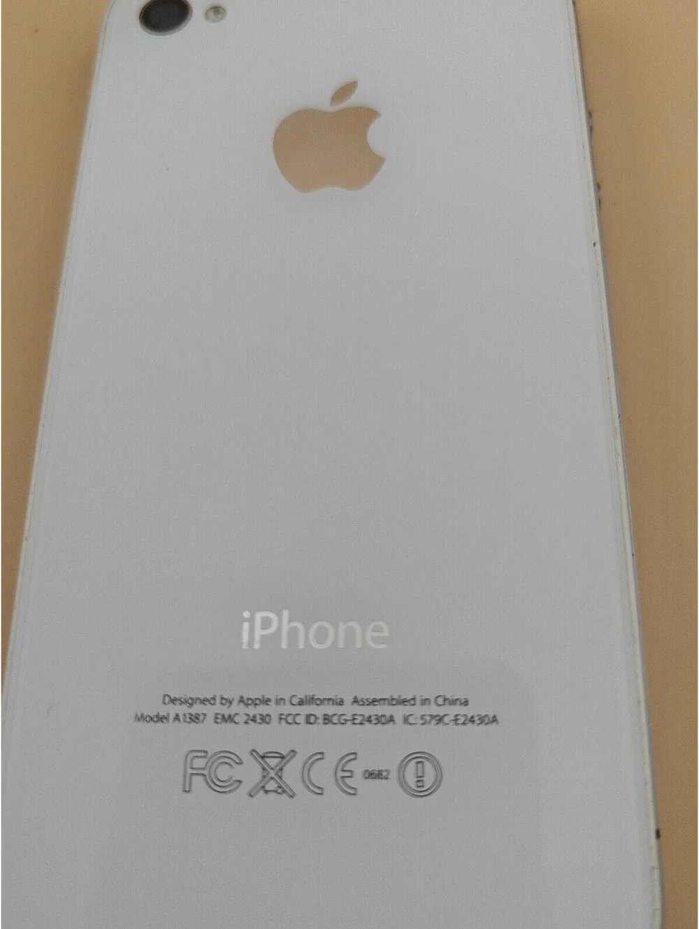Apple iPhone 4S A1387 CDMA White Untested Phone For Parts/Repair As-Is